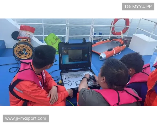 游泳馆开展青少年救援演练与应急力量建设，游泳馆开展青少年救援演练与应急力量建设活动
